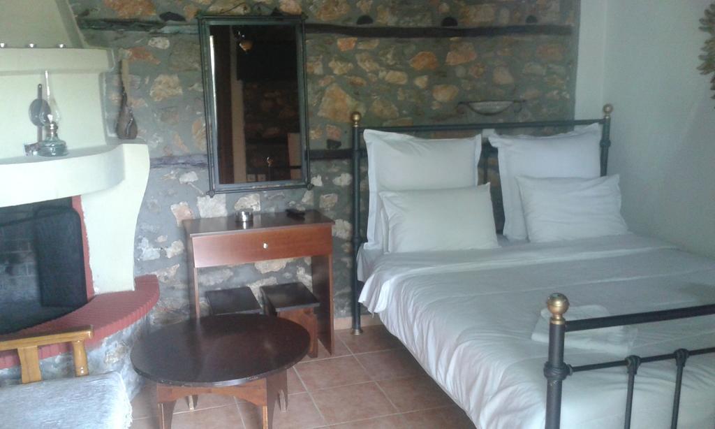 Traditional Guesthouse Archontoula Palaios Panteleimonas Exterior foto